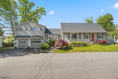 65 Harrison St, Little Falls, NJ 07424
