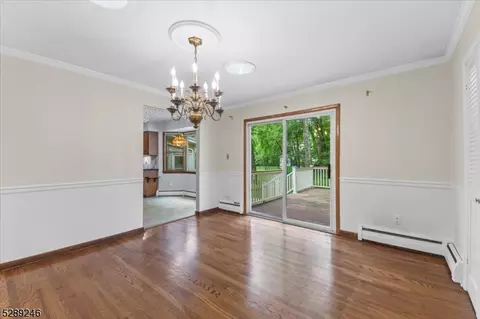 113 Hamilton Ave, Berkeley Heights, NJ 07922 photo 5