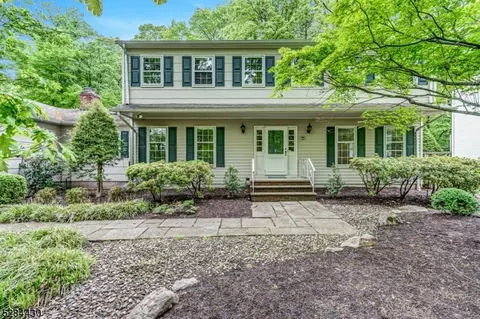 867 Sunset Rdg, Bridgewater, NJ 08807