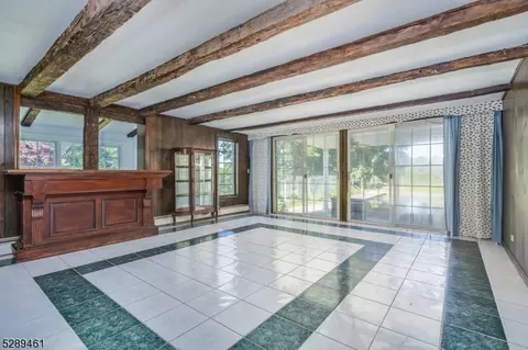 Living - 2 Dutch Hill Rd, Hampton, NJ 08827 photo 2 of 2