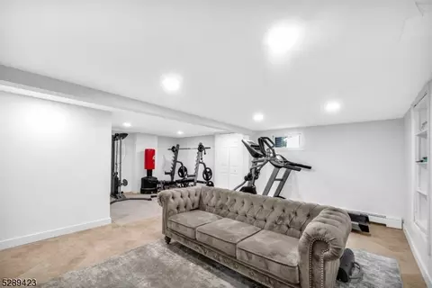 26 Garvey Rd, Wayne, NJ 07470 photo 37