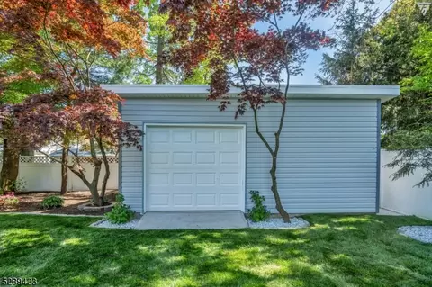 26 Garvey Rd, Wayne, NJ 07470 photo 48