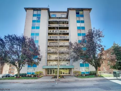 276 Prospect St #9A, East Orange, NJ 07017