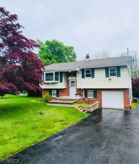 137 Davis Rd, Franklin, NJ 07416