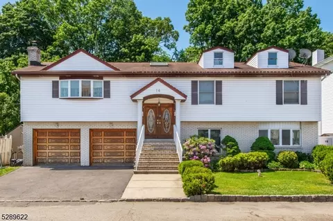 14 Willow Wood Ct, East Rutherford, NJ 07073