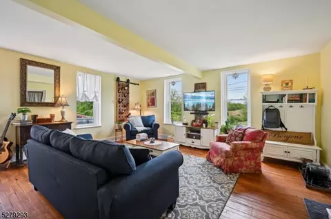 156 Mountain View Rd, Asbury, NJ 08802 photo 10