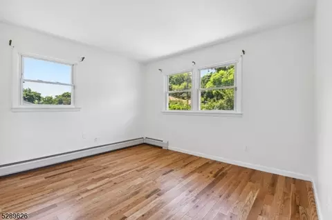 65 Kossuth Pl, Wayne, NJ 07470 photo 14