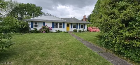 701 Warren Glen Rd, Bloomsbury, NJ 08804