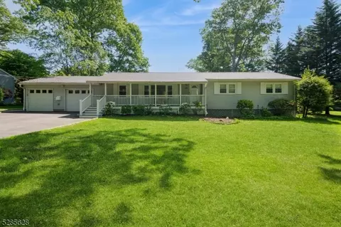 115 Highwood Rd, Mahwah, NJ 07430