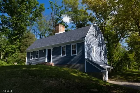 176 Stanton Rd, Flemington, NJ 08822