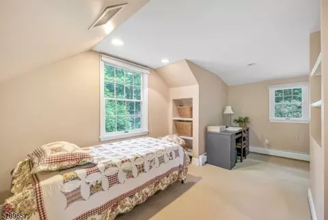 341 Pines Lake Dr, Wayne, NJ 07470 photo 30