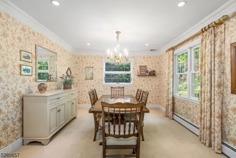 341 Pines Lake Dr, Wayne, NJ 07470 photo 11
