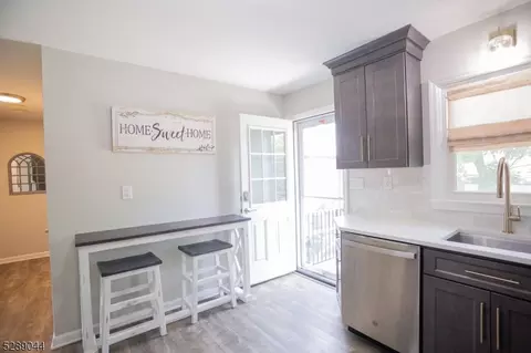 315 Codrington Pl, Bound Brook, NJ 08805 photo 12