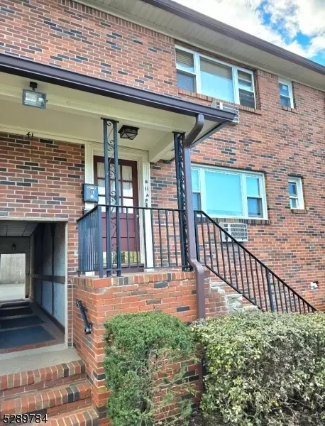 41 Espy #11B, Caldwell, NJ 07006