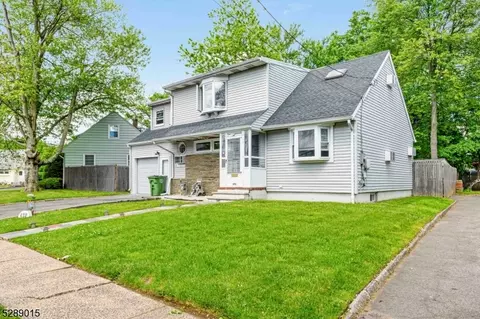 492 Raritan Rd, Roselle, NJ 07203