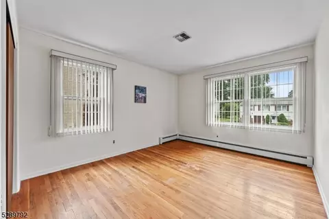 42 Reston Rd, Wayne, NJ 07470 photo 24