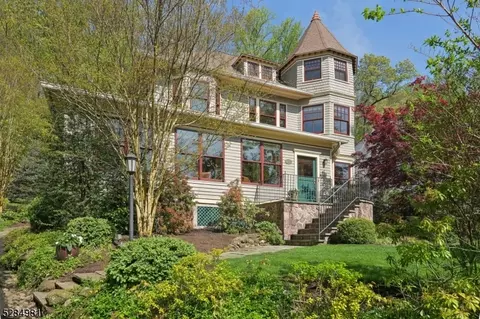 185 Sagamore Rd, Millburn, NJ 07041