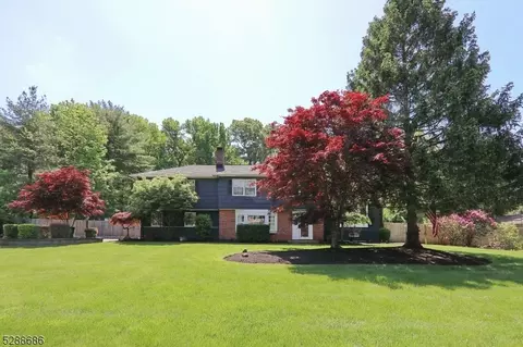 20 Aberdeen Rd, Scotch Plains, NJ 07076
