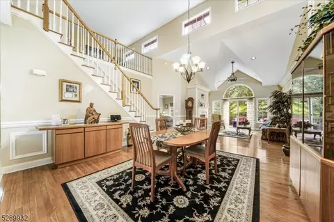 30 Havenhill Rd, Hamburg, NJ 07419
