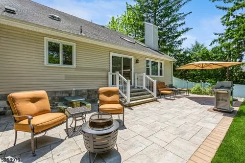 10 Compton Ct, Bernards, NJ 07920 photo 31