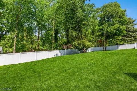10 Compton Ct, Bernards, NJ 07920 photo 36