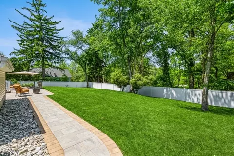 10 Compton Ct, Bernards, NJ 07920 photo 35