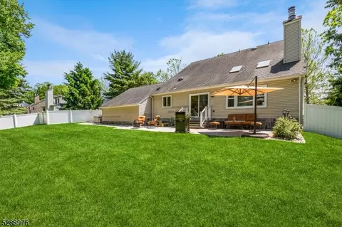 10 Compton Ct, Bernards, NJ 07920 photo 34