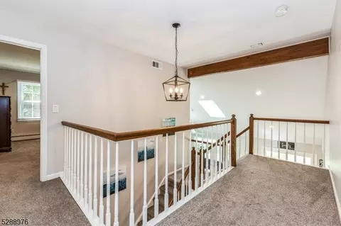 10 Compton Ct, Bernards, NJ 07920 photo 17
