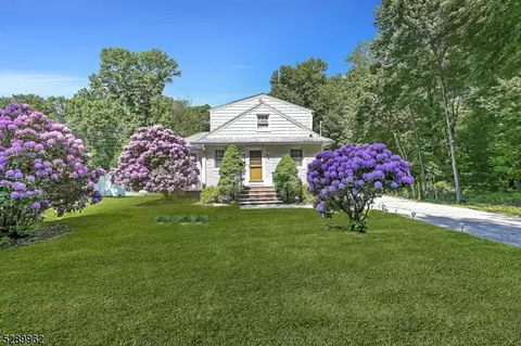 79 Greenwood Ave, Pequannock Twp, NJ 07440
