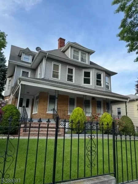 77 Heller #3, Newark, NJ 07104