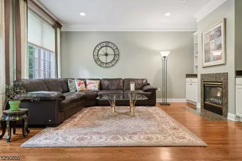 3 Summer Hill Rd, Wayne, NJ 07470 photo 10