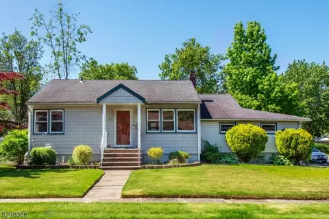 61 Kipling Ave, Springfield, NJ 07081