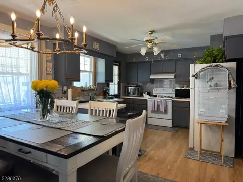 516 Imlay Pl, Bound Brook, NJ 08805 photo 2