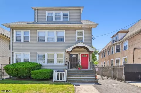 426-428 3rd Ave W, Newark, NJ 07107