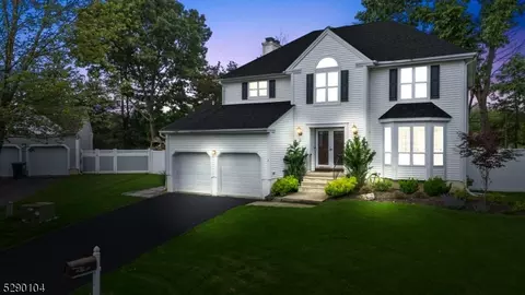 2 Ramapo Trl, Somerville, NJ 08876