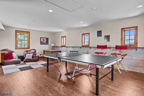 42 Toad Ln, Raritan Twp, NJ 08551 photo 46