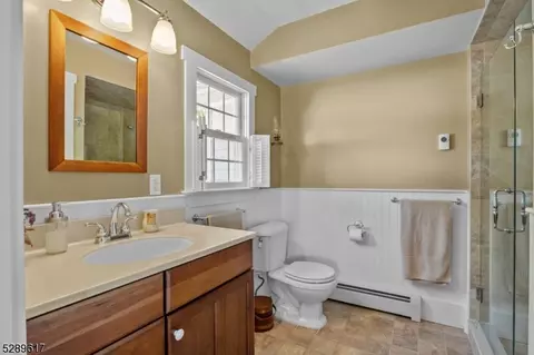 42 Toad Ln, Raritan Twp, NJ 08551 photo 25