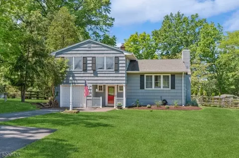 10 Steven Ave, Branchburg, NJ 08876