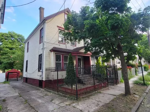 130 Brookside Ave, Irvington, NJ 07111