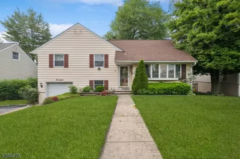 26 Luisser St, Clifton, NJ 07012