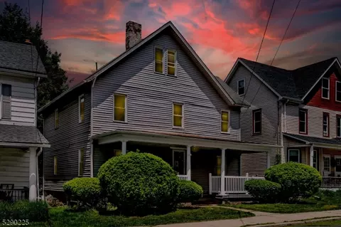 15 Youmans Ave, Washington, NJ 07882