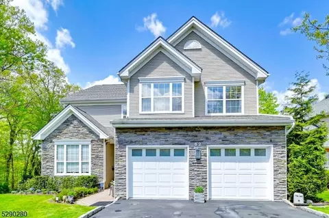 62 Glen Rock Rd, Cedar Grove, NJ 07009