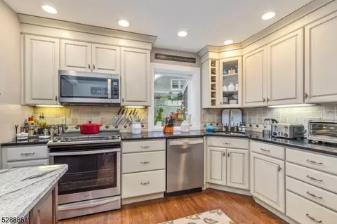 9 Craig Rd, Springfield, NJ 07081 photo 12