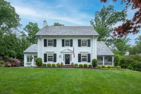 31 Springbrook Rd, Morristown, NJ 07960