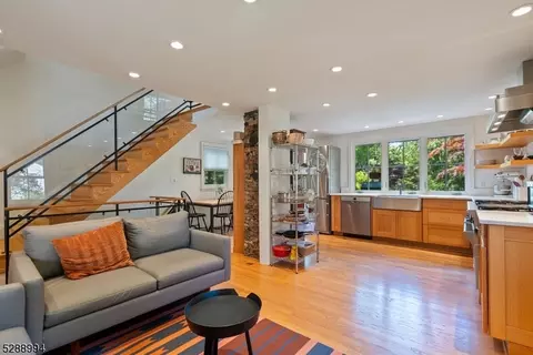 10 Prospect St, Mendham Boro, NJ 07945 photo 19