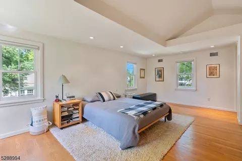10 Prospect St, Mendham Boro, NJ 07945 photo 21