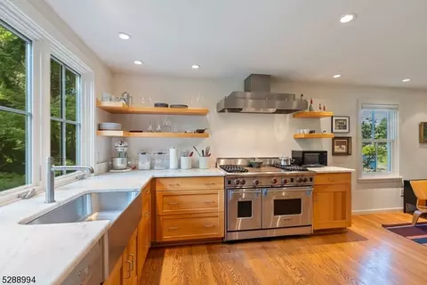 10 Prospect St, Mendham Boro, NJ 07945 photo 11