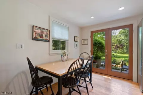 10 Prospect St, Mendham Boro, NJ 07945 photo 17