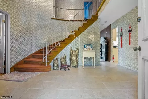 745 Valley Rd, Wayne, NJ 07470 photo 5