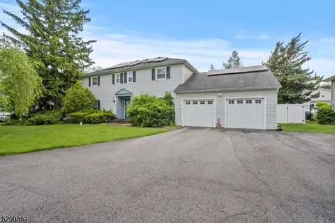 745 Valley Rd, Wayne, NJ 07470 photo 2